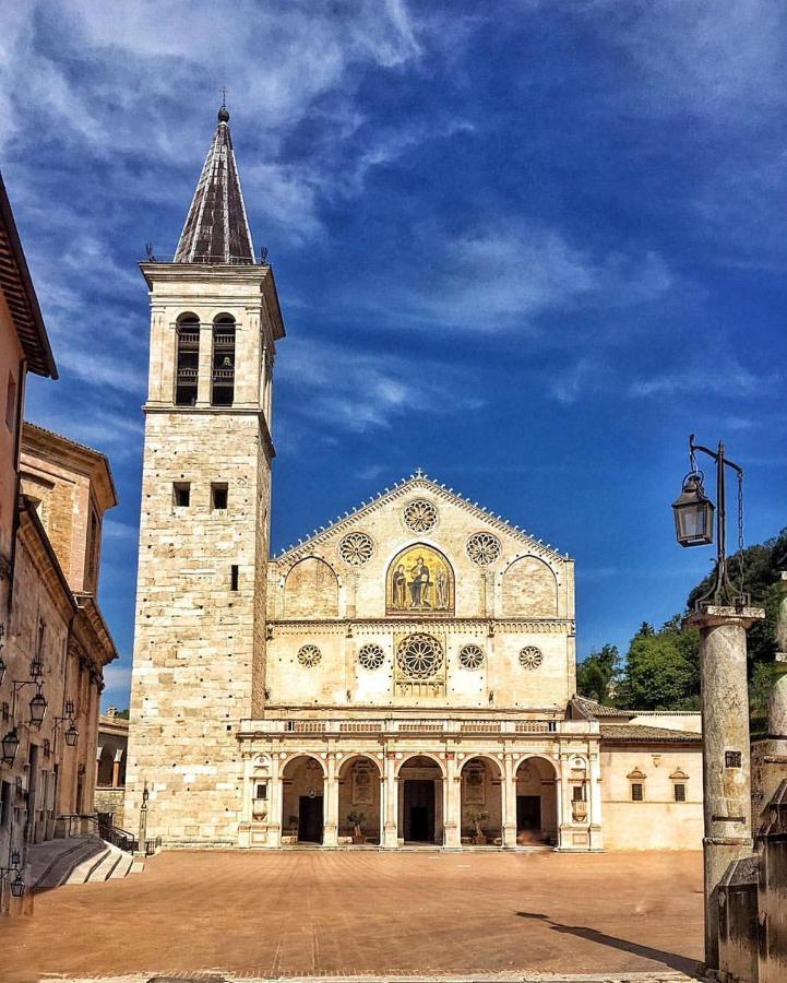 Palazzo Lauri Spoleto Exterior foto