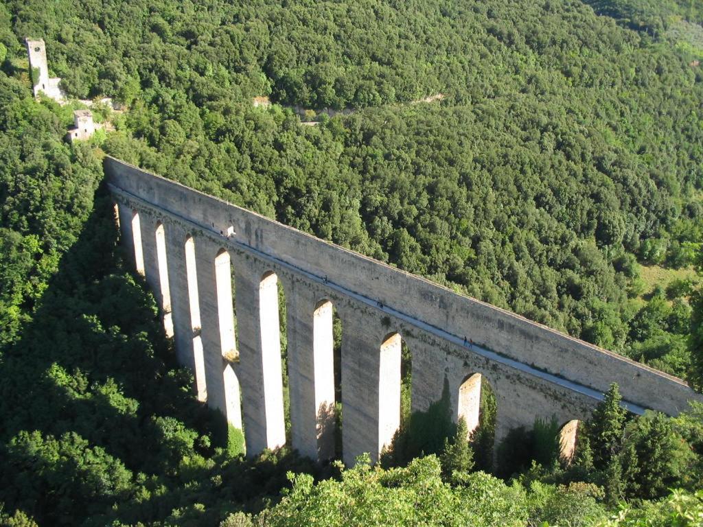 Palazzo Lauri Spoleto Exterior foto